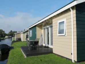 Vakantiepark Chalet met twee badkamers en sloep, in Giethoorn - Giethoorn - image1