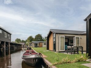 Vakantiepark Mooi chalet met ac en sloep - Giethoorn - image1