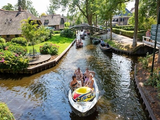 Holiday park Giethoorn Environment 15