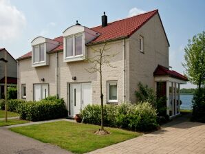 House with garden in a holiday park in Limburg - Heel - image1