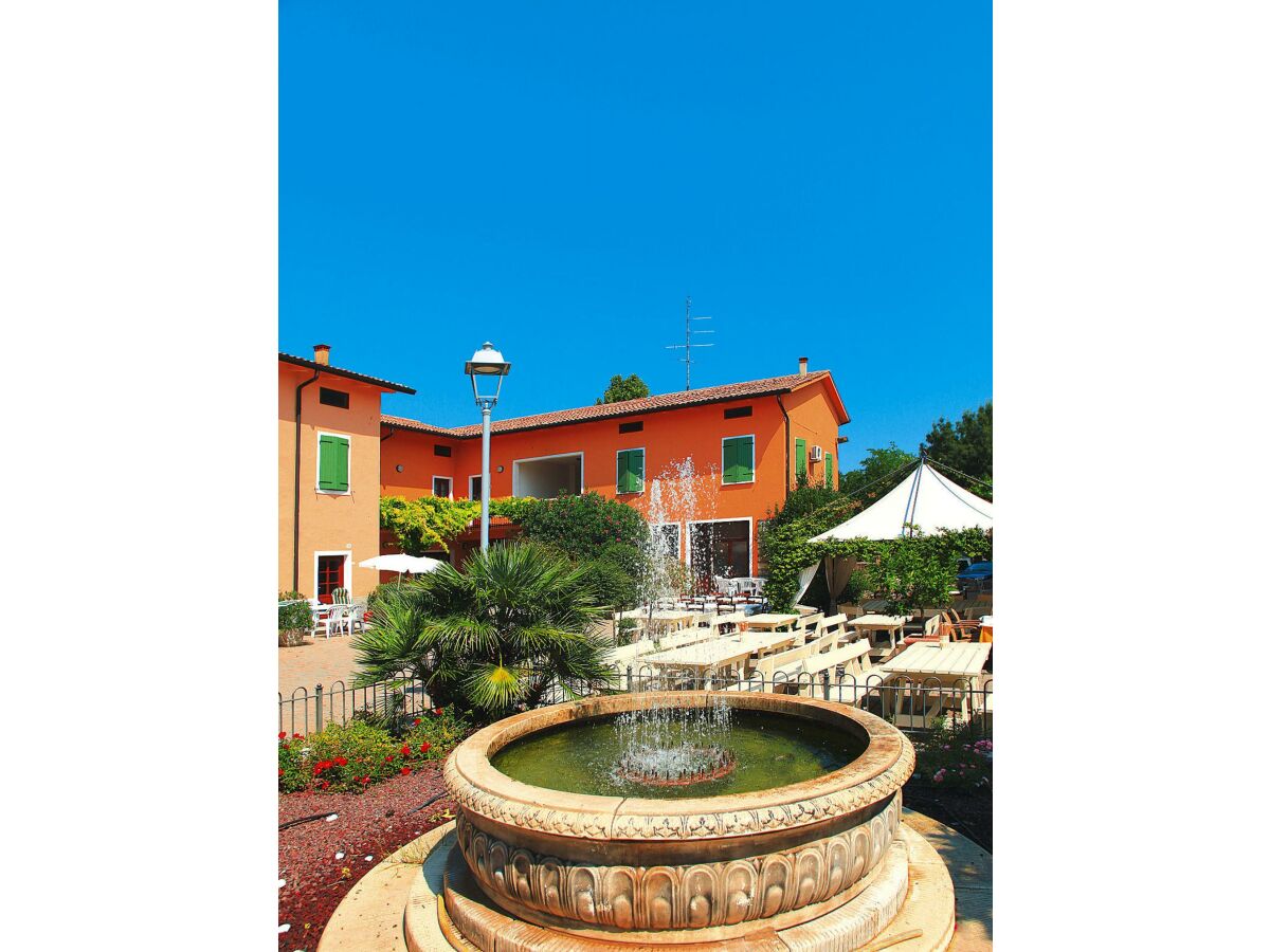 Holiday park Peschiera del Garda Outdoor Recording 1