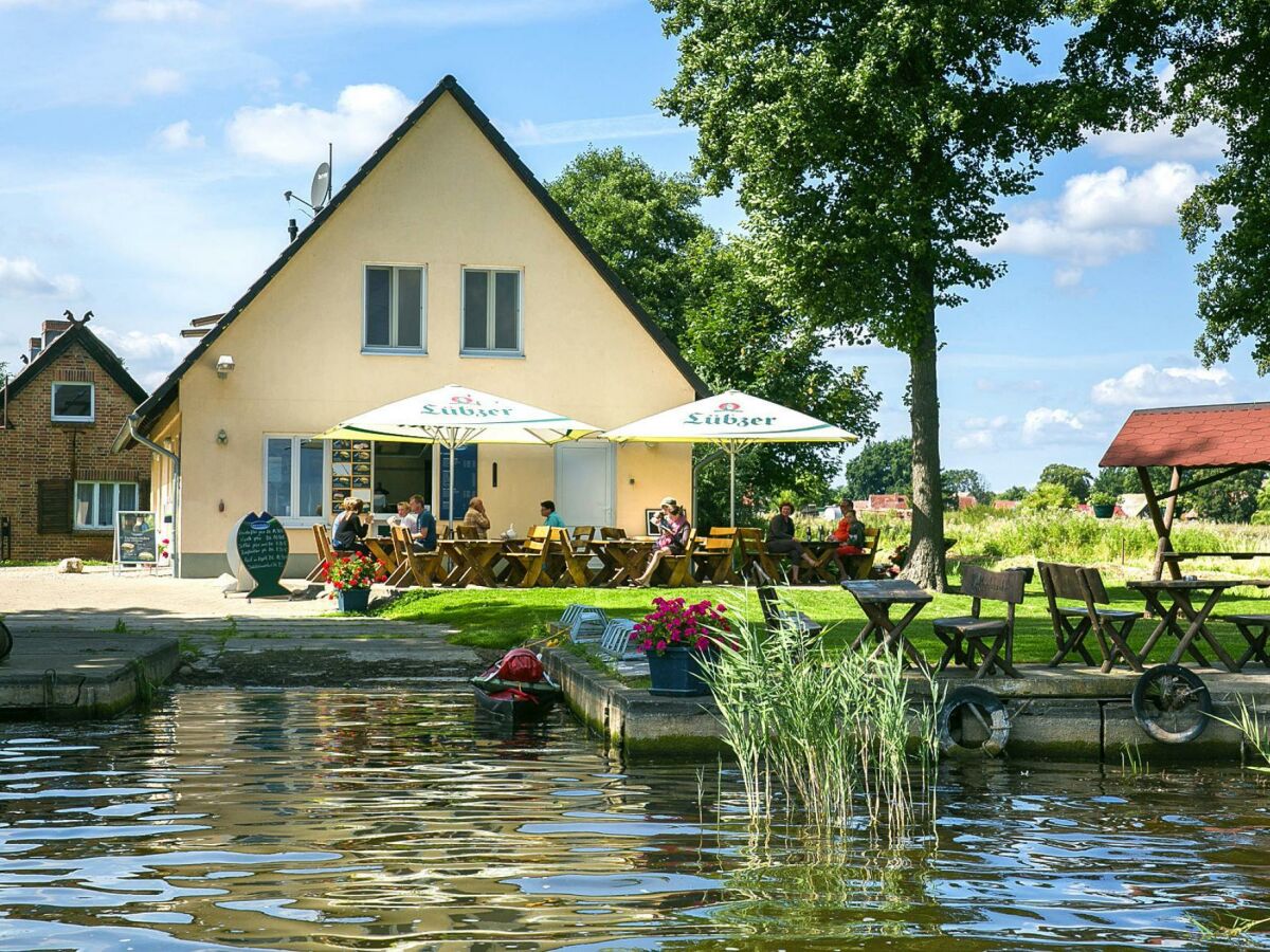 Apartment Ferienwohnung auf dem Fischerhof, Vipperow, Vipperow, Susan Peter