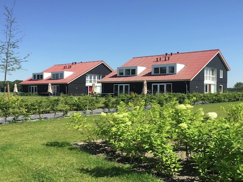 Ferienpark Luxusvilla mit Gemeinschaftspool