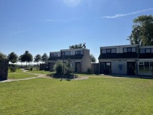 House with dishwasher in a holiday park - De Cocksdorp - image1