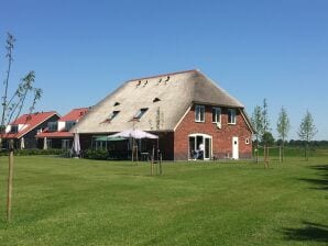 Vakantiepark Luxe villa met zes badkamers, gelegen in een natuurgebied - Paasloo - image1