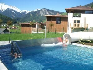 Holiday park Luxuriöses Chalet im Pinzgau mit Pool - Wald im Pinzgau - image1