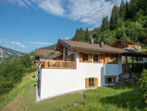 Holiday park Chalet with 4 baths near Königsleiten - Wald im Pinzgau - image1