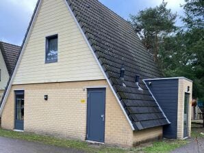 Parc de vacances Maison rénovée avec deux salles de bains, Breda à 10 km - Oosterhout - image1