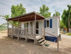 Vakantiepark Modern chalet met terras vlakbij het strand - Cesenatico - image1