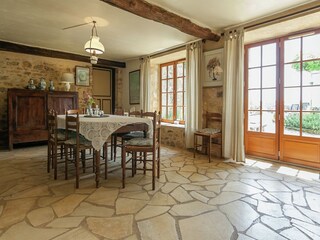 Vakantiepark Les Eyzies-de-Tayac-Sireuil Kenmerken 24