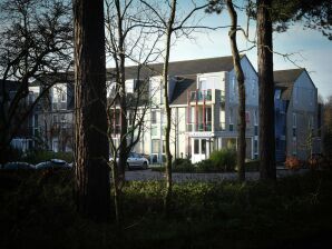 Holiday park Well-kept apartment near the sea in Texel - Den Burg - image1