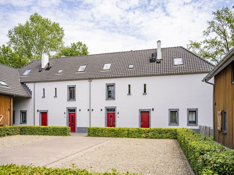 Ferienpark Villa in Maastricht mit großem Garten