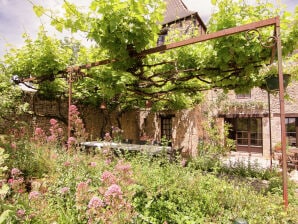 Holiday park Vintage-Landhaus in Aquitanien mit privatem Garten - Les Eyzies-de-Tayac-Sireuil - image1