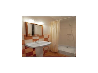 Holiday park Subirats Features 19