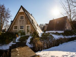 Holiday park Romantic cottage with a sun shower - Lemele - image1