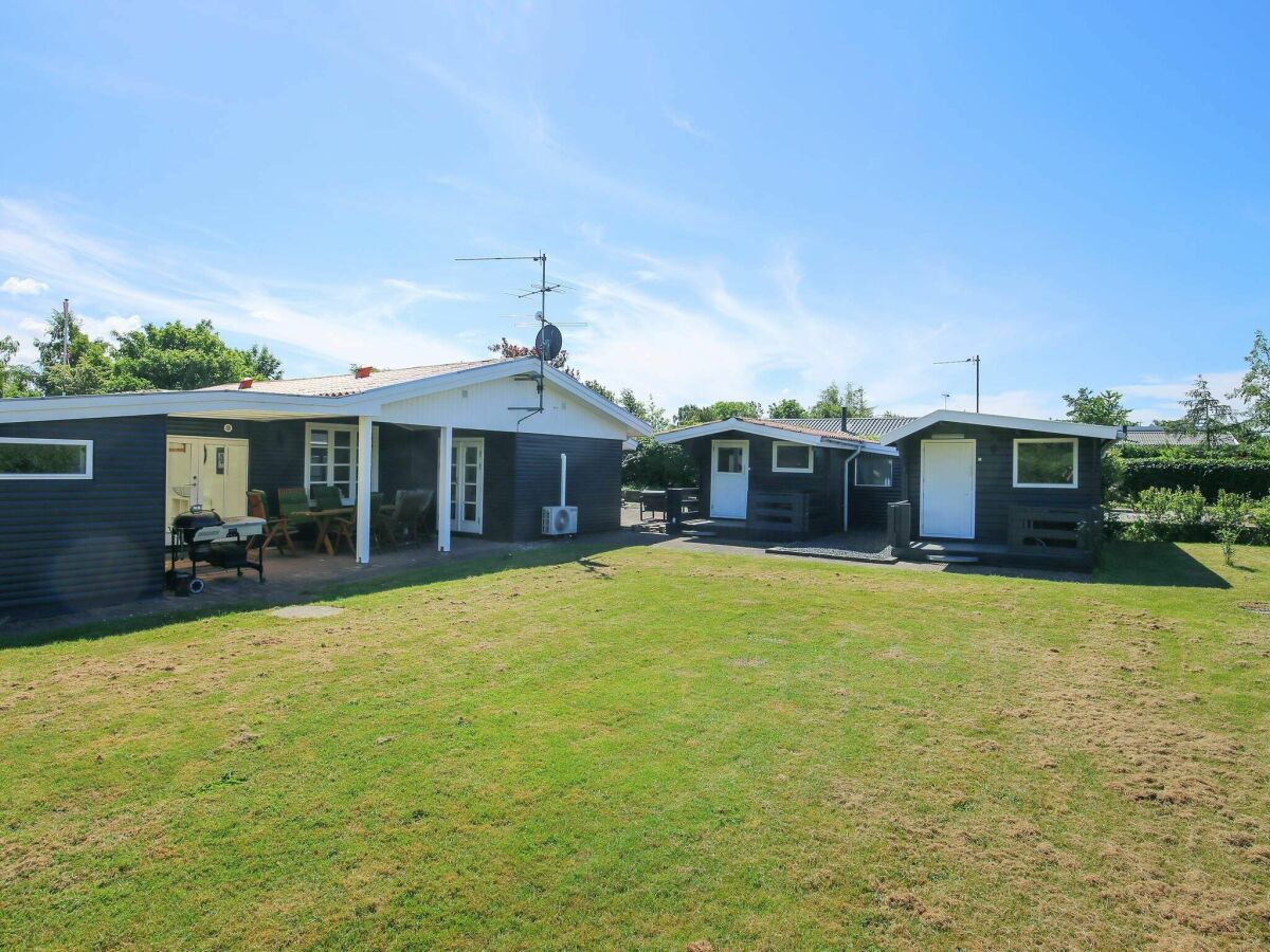 Ferienhaus Stillinge Strand Außenaufnahme 1