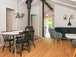 Vakantiehuis Høll  11