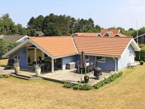 Holiday house 8 person holiday home in Rudkøbing - Spodsbjerg - image1