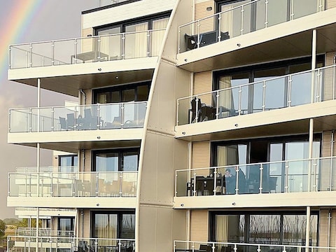 Apartamento Exclusivo apartamento con vistas al mar en primera línea