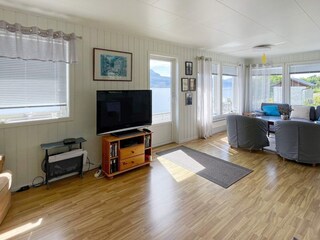 Holiday house Eide  8