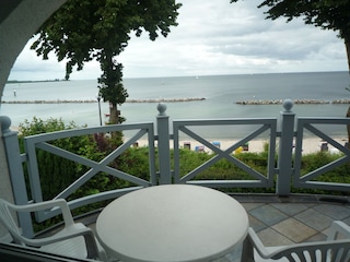 Ihr Blick vom Balkon aus - der Strand vor der Tür