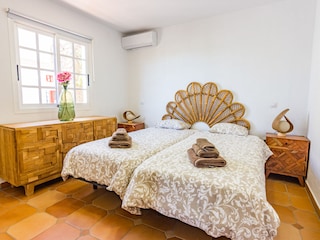 Schlafzimmer 2