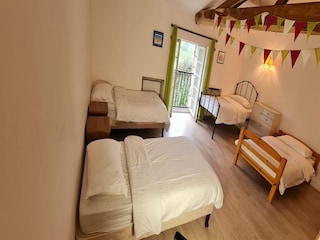 Holiday house Saint-Bris-des-Bois Features 14