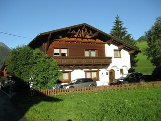 Appartement Pettneu am Arlberg Buitenaudio-opname 1