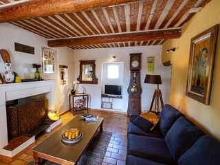 Casale Lioux Caratteristiche 12