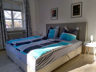Schlafzimmer 2