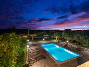 Holiday house Marina with pool - Sukošan - image1