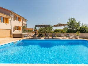 Vakantiehuis Tina met jacuzzi en zwembad