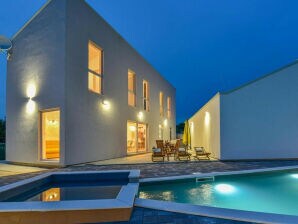 Villa Silente met zwembad, whirlpool en sauna