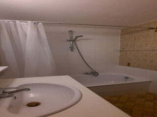 Casa per le vacanze Tellin Caratteristiche 24