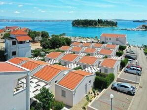 Vakantiepark Appartements Dalmatia in Preko, eiland Ugljan, met pool-voorheen TUI Ferienhaus - Preko - image1