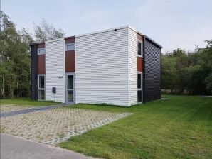 Vakantiehuis Villa in de natuur met hot tub - Noordwolde - image1