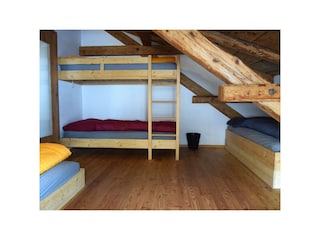 Schlafzimmer 2