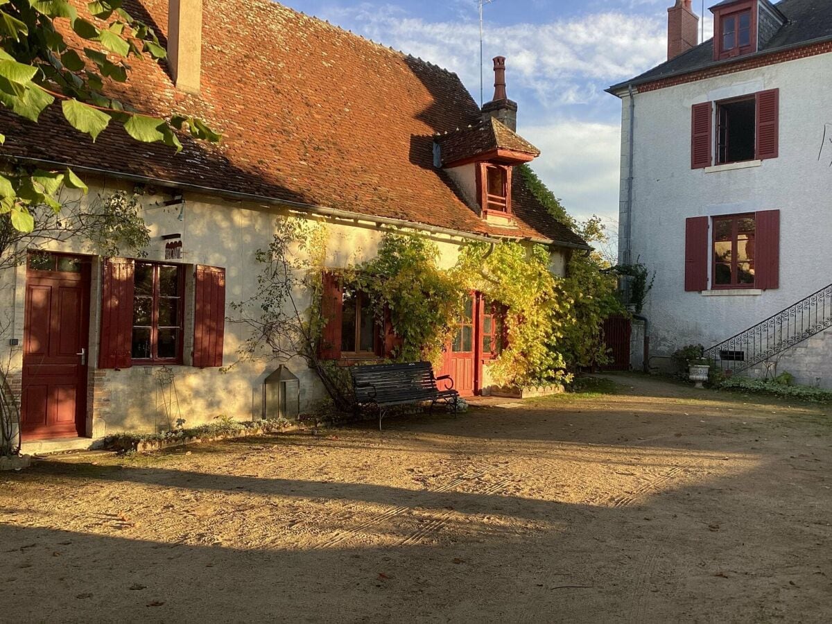 Casa de vacaciones Lurcy-Lévis Grabación al aire libre 1