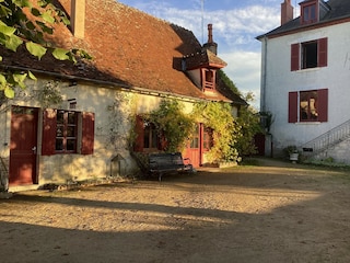 Vakantiehuis Lurcy-Lévis Buitenaudio-opname 3