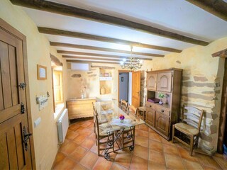 Holiday park Laroya Features 24