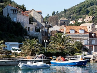 Apartment Suđurađ  25