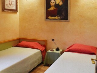 Farmhouse Dueñas Features 14