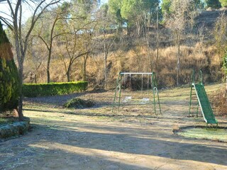 Farmhouse Dueñas Environment 34