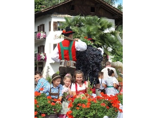 Herbstumzug in Kuens