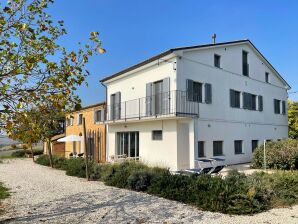 Apartment Wunderschöne Wohnung mit Garten - Belvedere Ostrense - image1