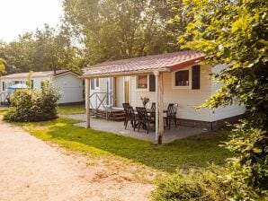 Fijn chalet met overdekt terras op vakantiepark aan het Leukermeer - Geijsteren - image1