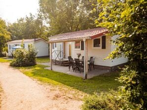 Schönes Chalet mit überdachter Terrasse in einem Ferienpark am Leukermeer - Geijsteren - image1