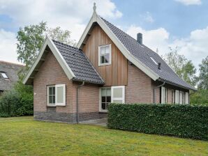 Holiday house Villa ad Appelscha con sauna sul campo da golf in Friesland