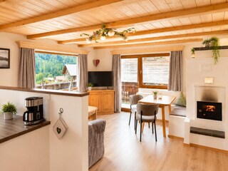 Wohnzimmer mit Kaminofen