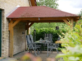 Terrasse mit Überdachung